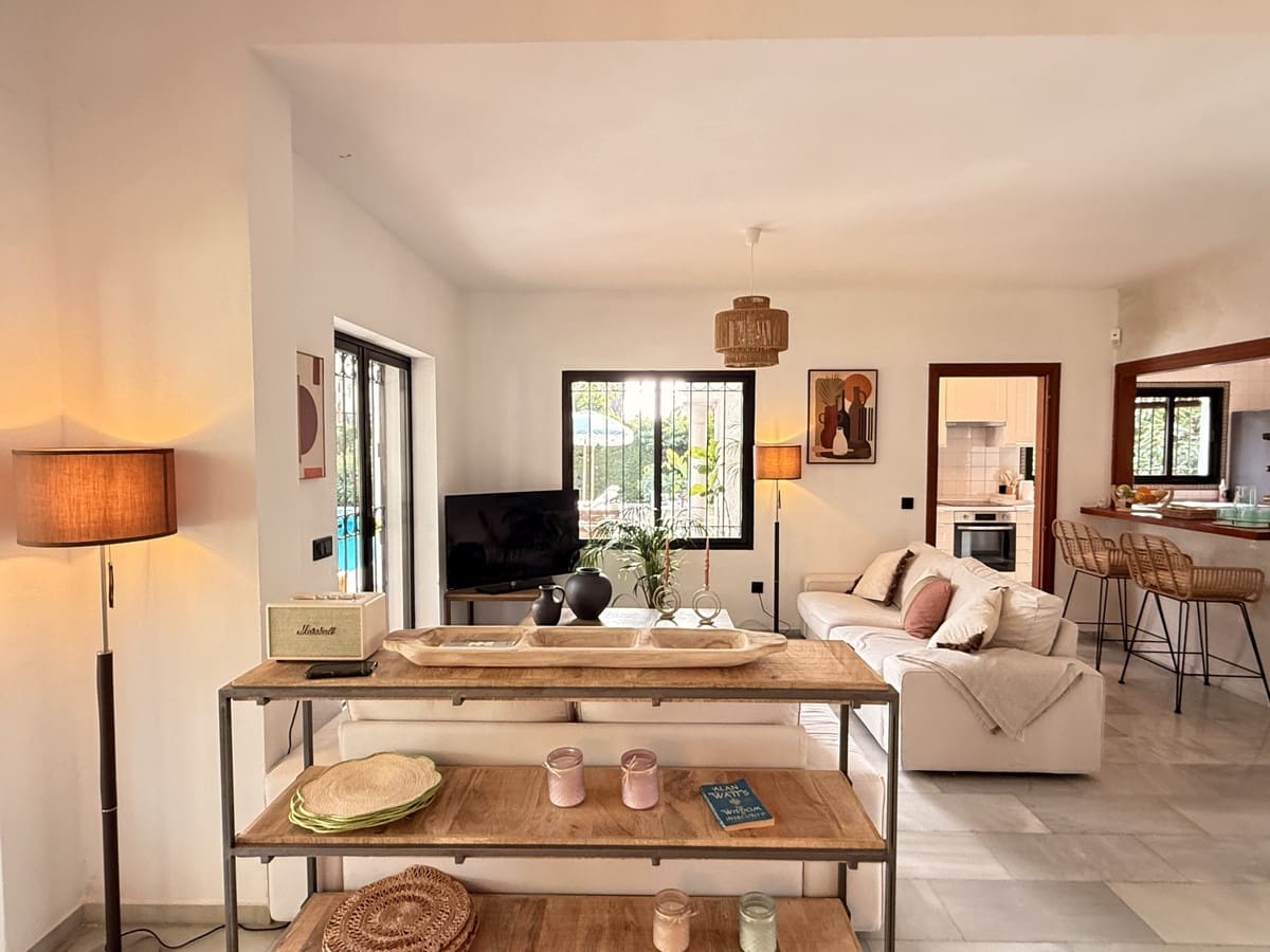 4 soveværelse Villa til salg i Estepona - € 1.950.000 (Ref: 9524884)