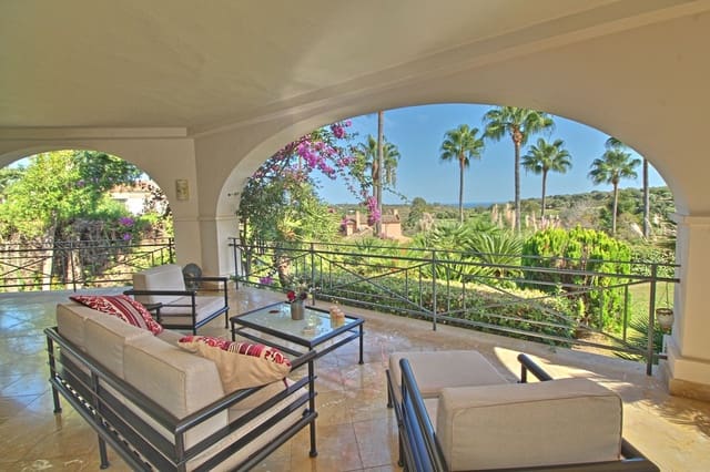 4 slaapkamer Villa te koop in Sotogrande Alto, San Roque met garage - € 1.895.000 (Ref: 9524885)