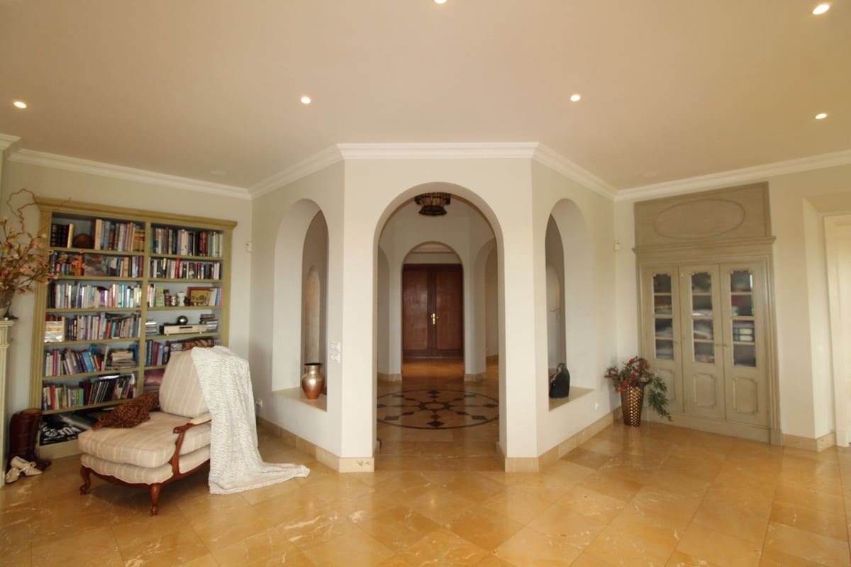 4 soverom Villa til salgs i Sotogrande med garasje - € 1 895 000 (Ref: 9524885)