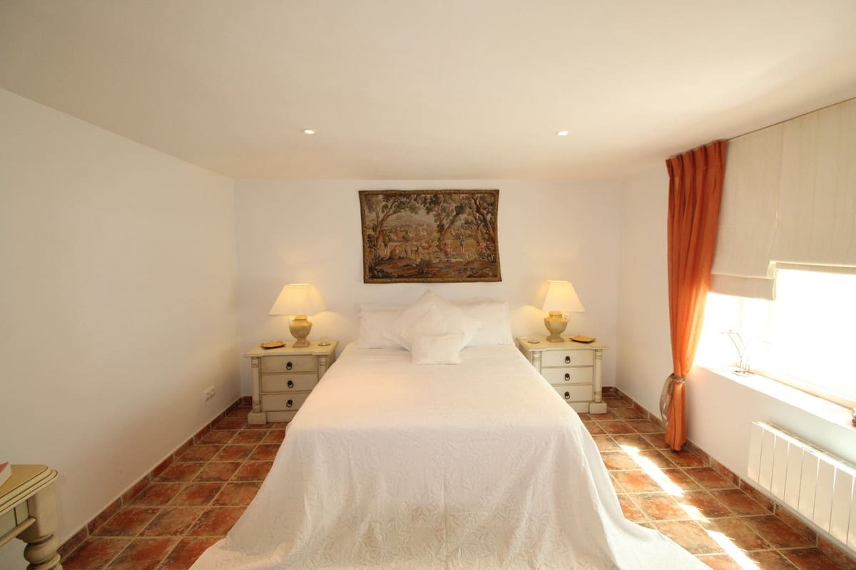 4 soverom Villa til salgs i Sotogrande med garasje - € 1 895 000 (Ref: 9524885)