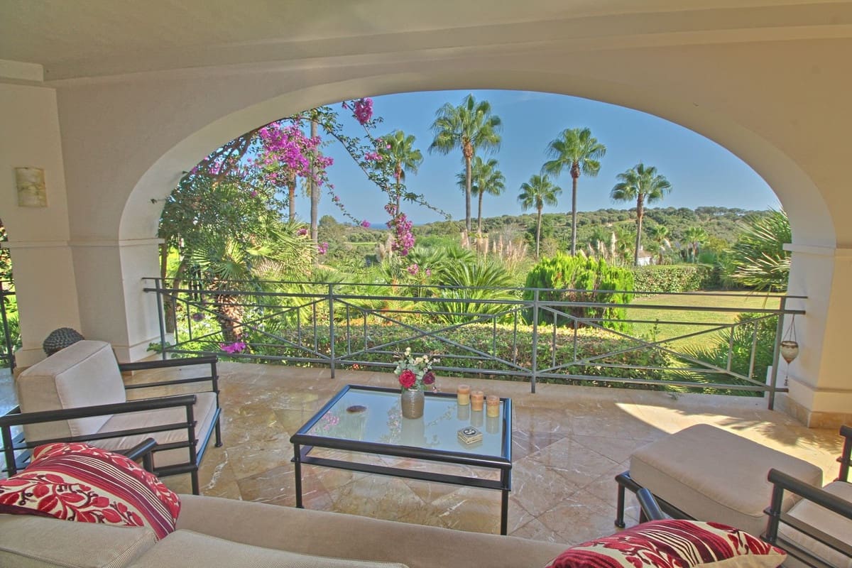 4 soverom Villa til salgs i Sotogrande med garasje - € 1 895 000 (Ref: 9524885)