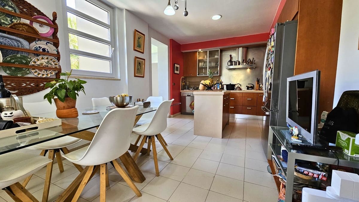 5 bedroom Villa for sale in Sotogrande - € 2,475,000 (Ref: 9524888)