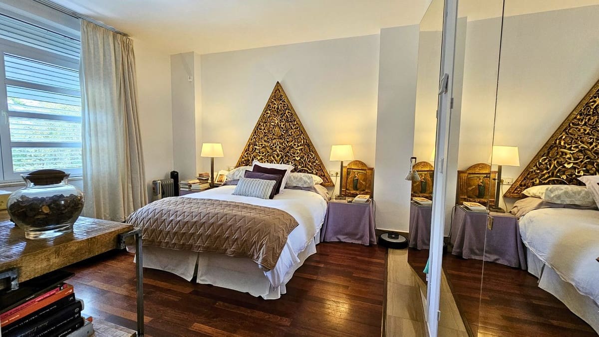 5 bedroom Villa for sale in Sotogrande - € 2,475,000 (Ref: 9524888)