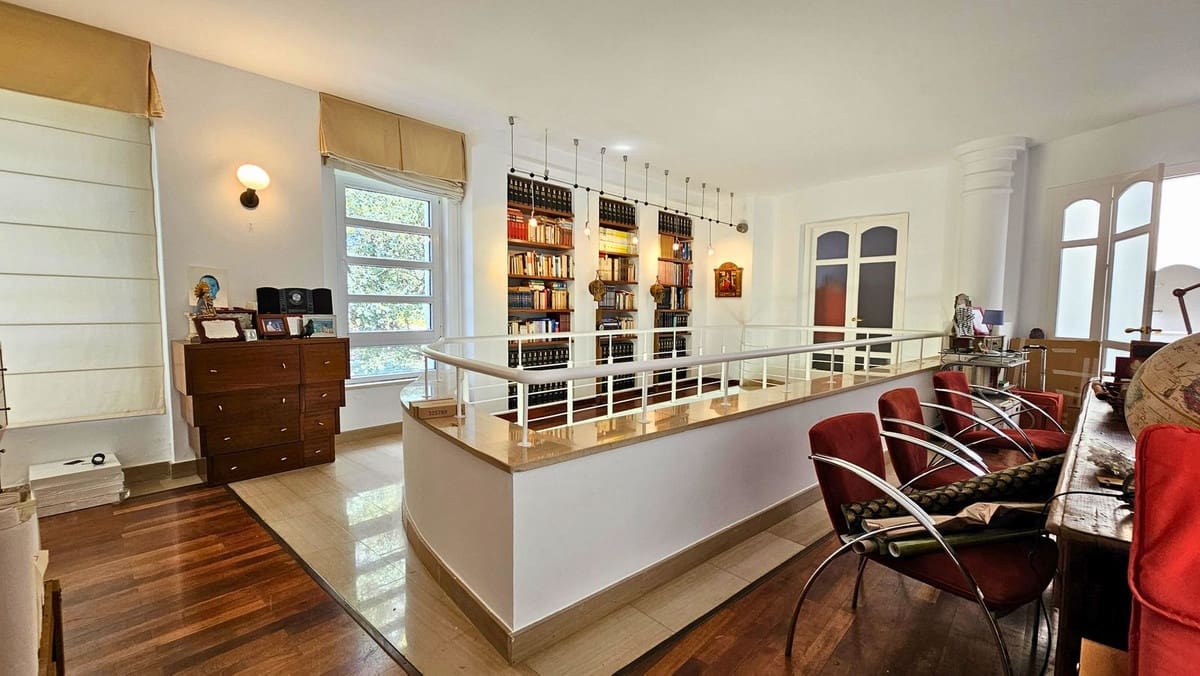 5 bedroom Villa for sale in Sotogrande - € 2,475,000 (Ref: 9524888)