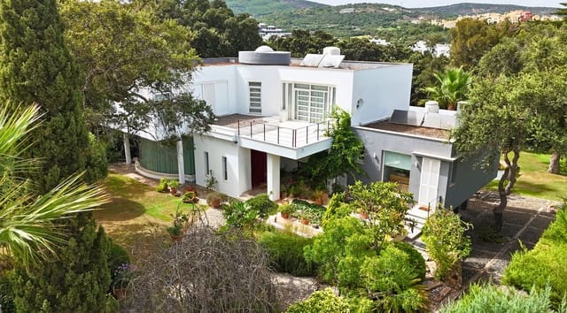 Chalet de 5 habitaciones en Sotogrande Alto, San Roque en venta - 2.475.000 € (Ref: 9524888)