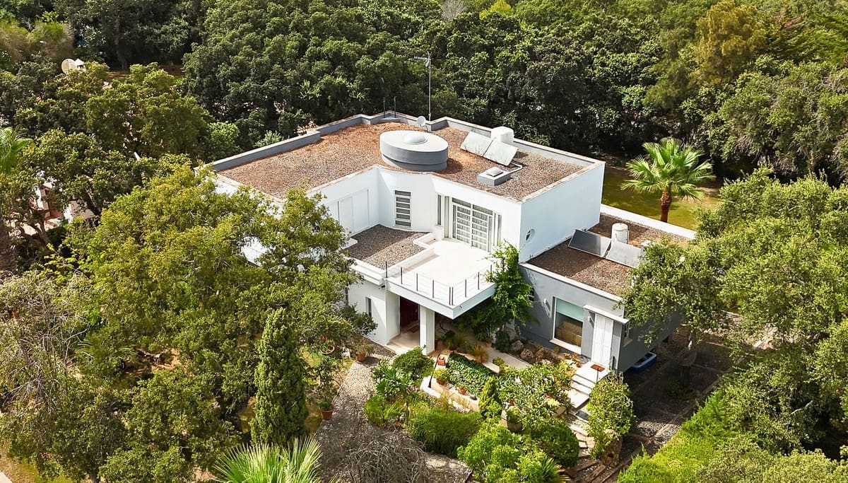 5 bedroom Villa for sale in Sotogrande - € 2,475,000 (Ref: 9524888)