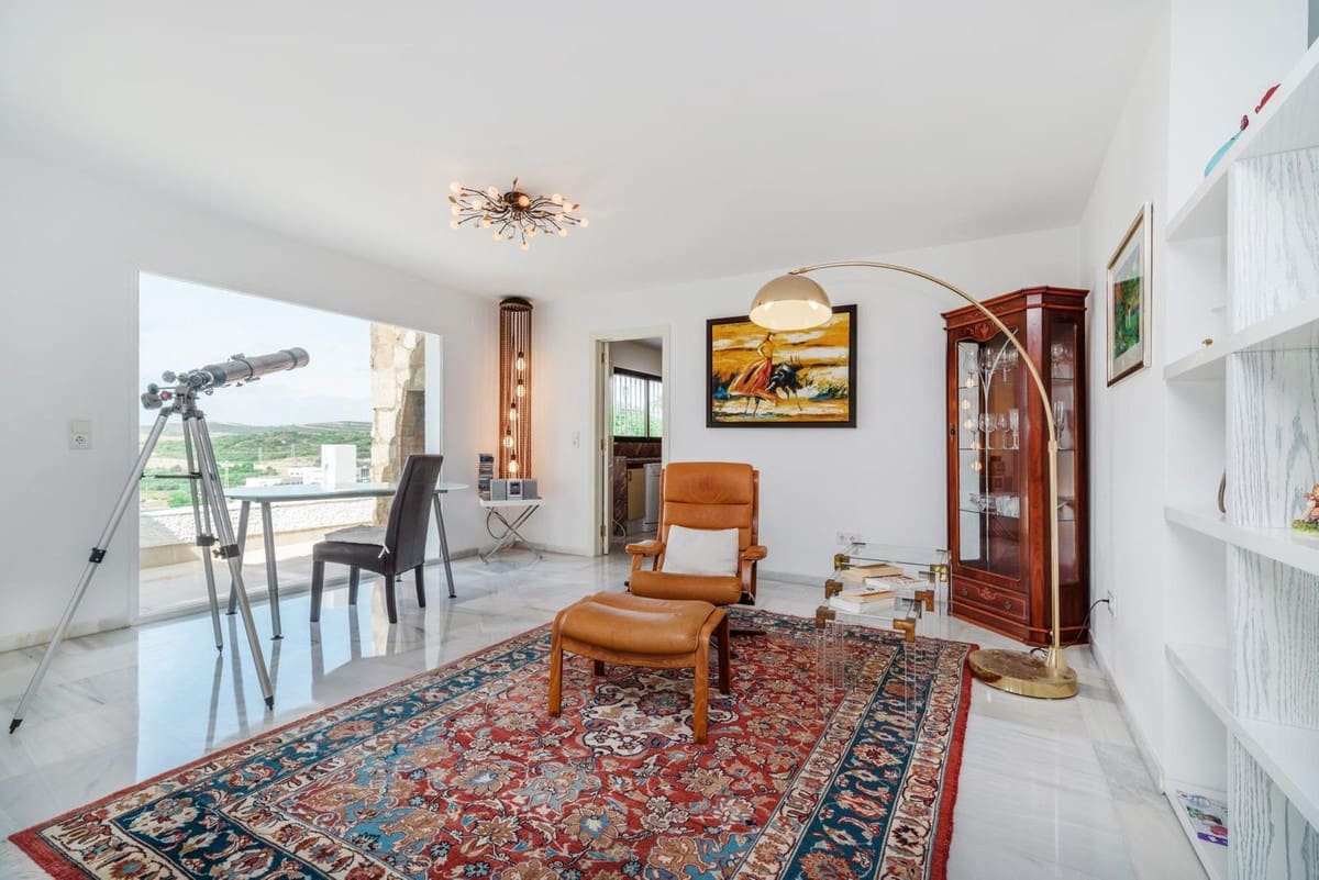 Chalet de 5 habitaciones en Estepona en venta con garaje - 2.400.000 € (Ref: 9524889)