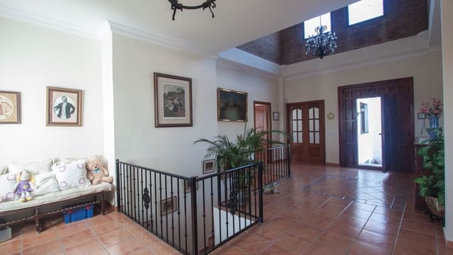 3 sovrum Villa till salu i El Padrón, Estepona - 2 400 000 € (Ref: 9524890)