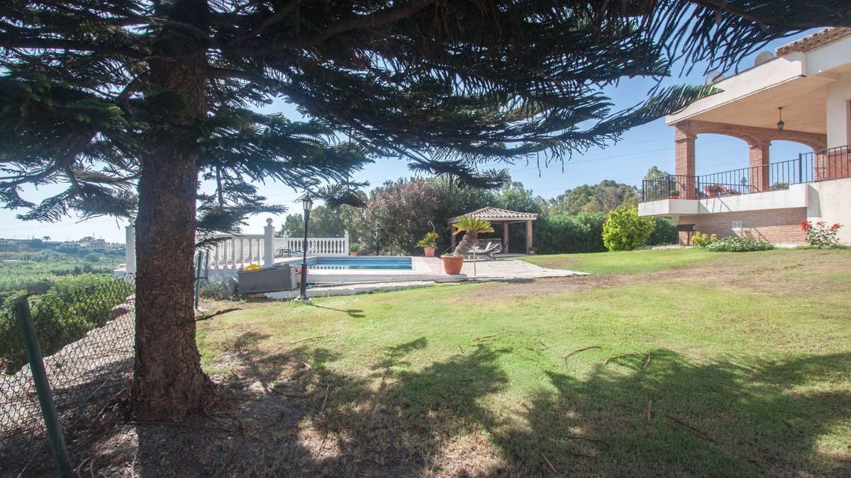 3 sypialnia Willa na sprzedaż w El Padron - 2 000 000 € (Ref: 9524890)