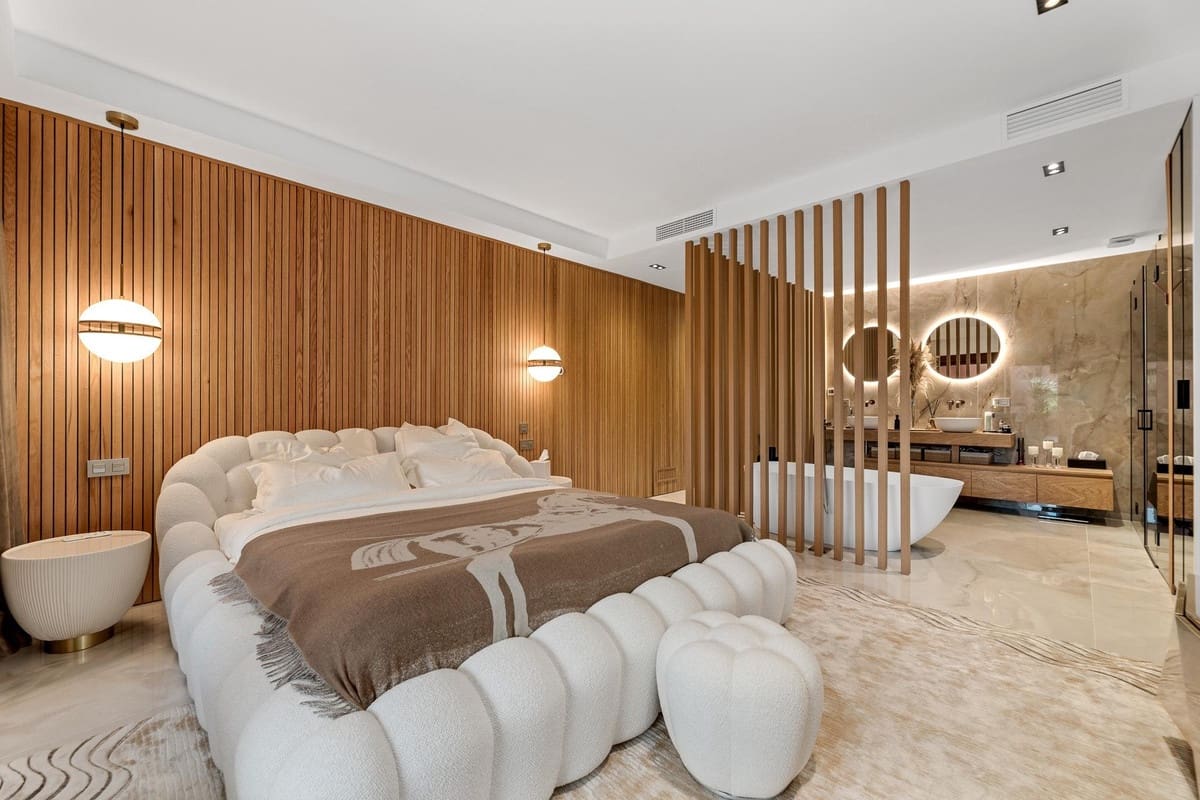 3 sypialnia Apartament na sprzedaż w Guadalmansa - 2 300 000 € (Ref: 9524892)