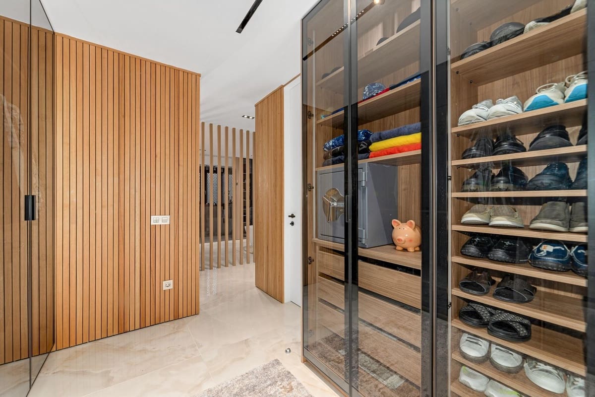 3 sypialnia Apartament na sprzedaż w Guadalmansa - 2 300 000 € (Ref: 9524892)