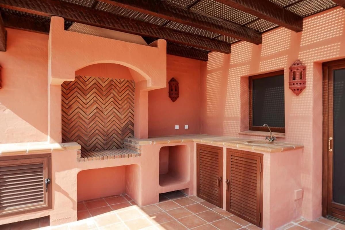 Apartamento de 3 habitaciones en Estepona en venta - 2.250.000 € (Ref: 9524893)