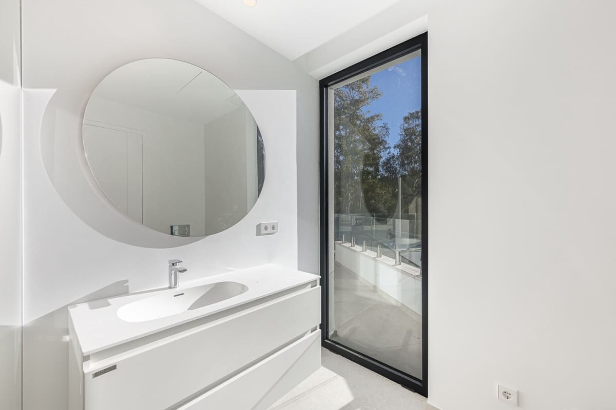 5 sypialnia Willa na sprzedaż w Sotogrande - 3 350 000 € (Ref: 9524895)