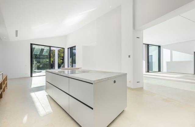 5 sypialnia Willa na sprzedaż w Sotogrande Alto, San Roque - 3 350 000 € (Ref: 9524895)