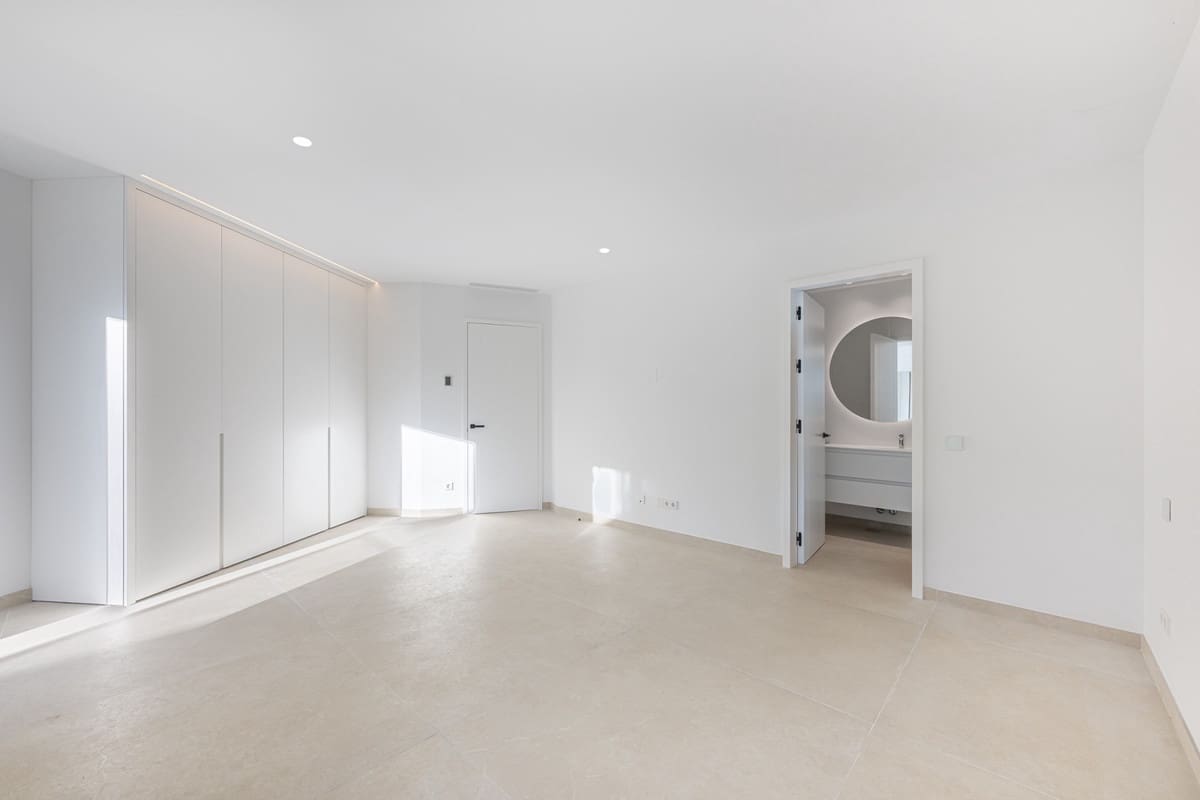 5 slaapkamer Villa te koop in Sotogrande - € 3.350.000 (Ref: 9524895)