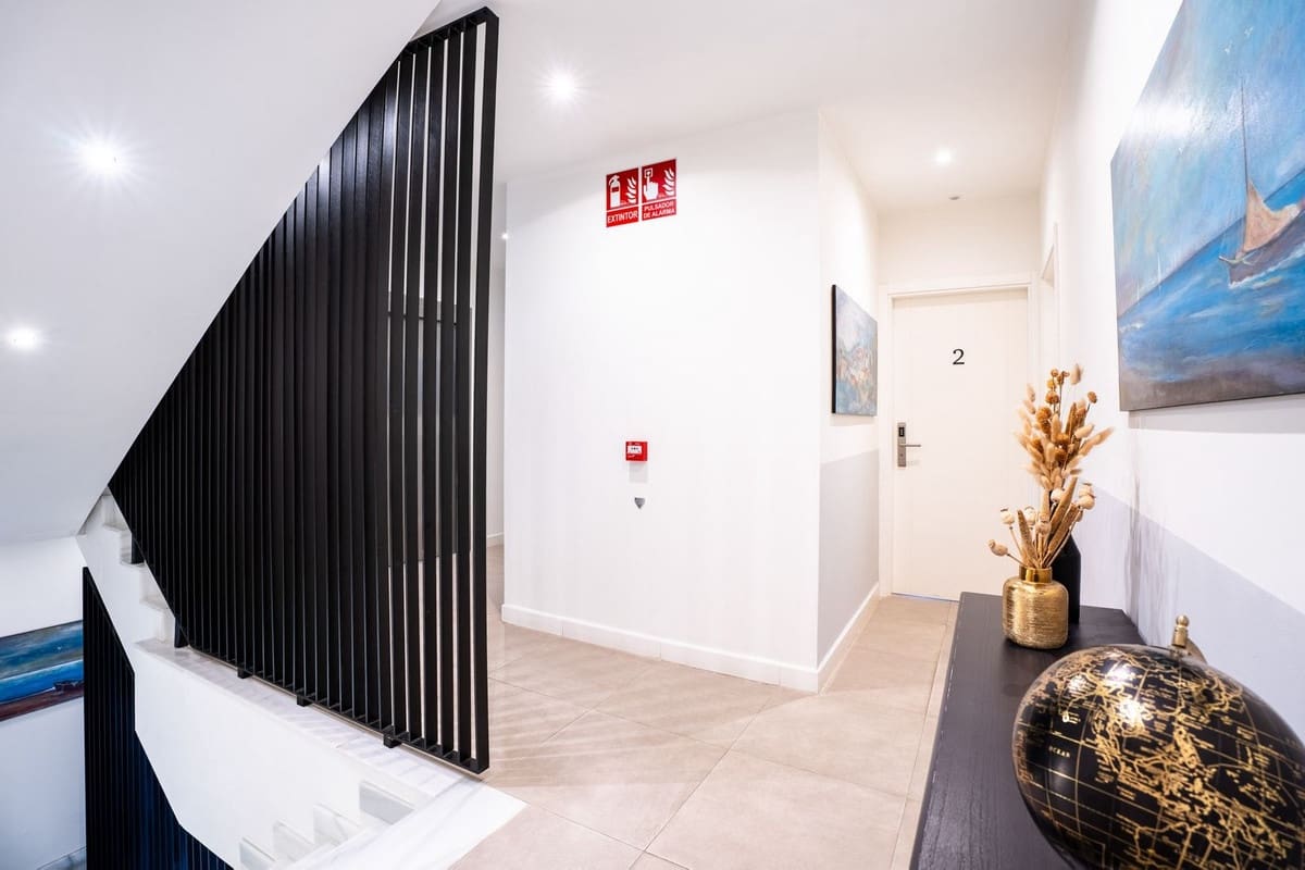 11 sypialnia Komercyjne na sprzedaż w Estepona - 3 300 000 € (Ref: 9524896)