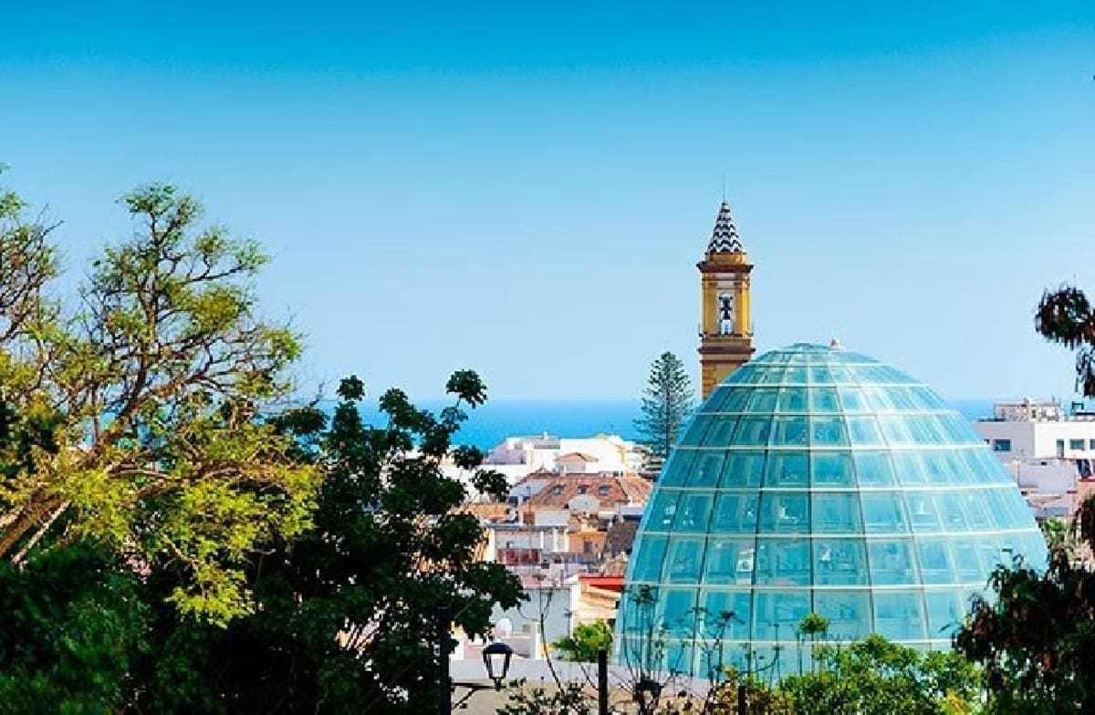 11 sypialnia Komercyjne na sprzedaż w Estepona - 3 300 000 € (Ref: 9524896)