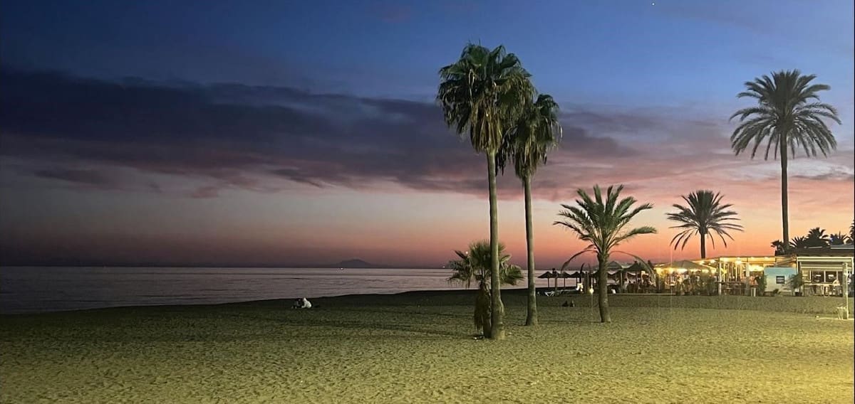 11 sypialnia Komercyjne na sprzedaż w Estepona - 3 300 000 € (Ref: 9524896)