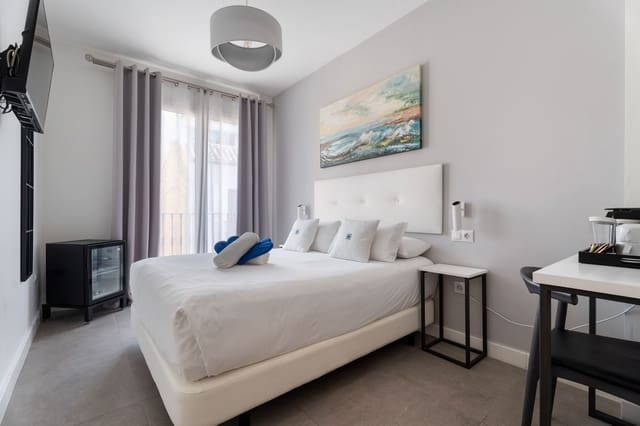 11 quarto Comercial para venda em Estepona - 3 300 000 € (Ref: 9524896)