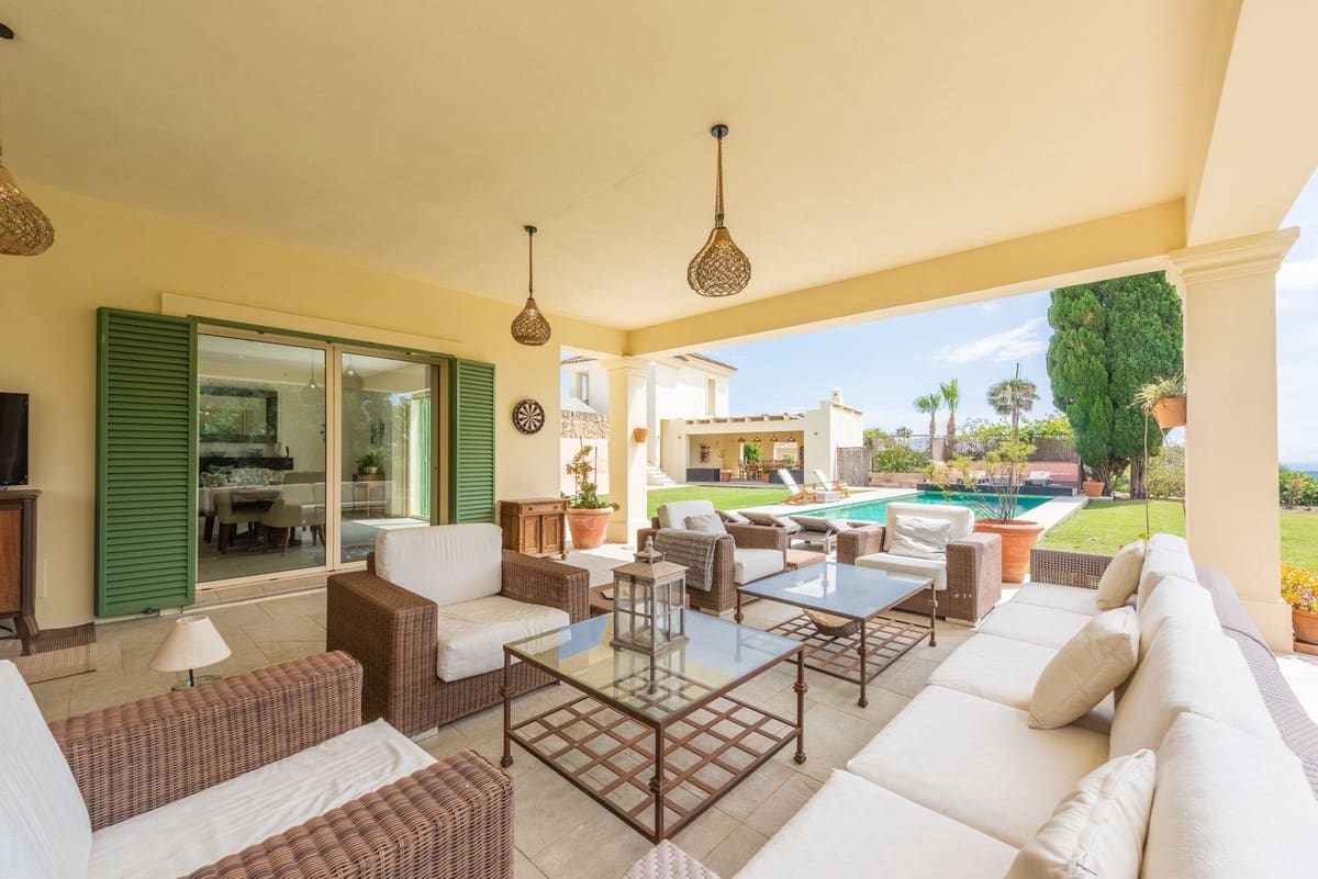 7 bedroom Villa for sale in Sotogrande - € 2,950,000 (Ref: 9524897)