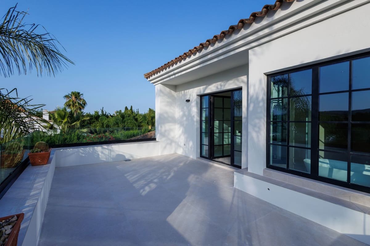 3 soverom Villa til salgs i Sotogrande med garasje - € 2 580 000 (Ref: 9524899)