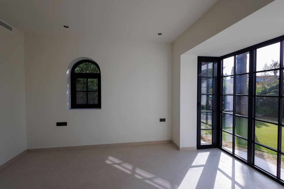 3 soveværelse Villa til salg i Sotogrande med garage - € 2.580.000 (Ref: 9524899)