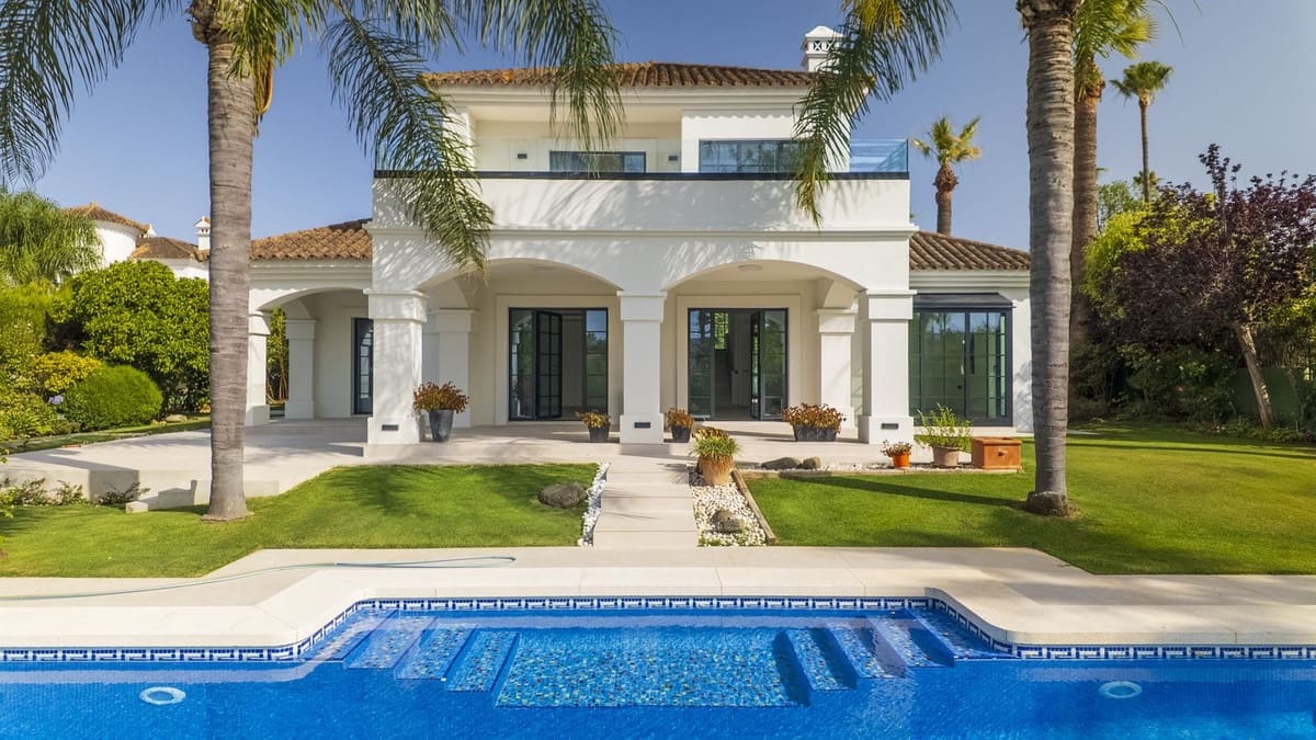 3 soveværelse Villa til salg i Sotogrande med garage - € 2.580.000 (Ref: 9524899)