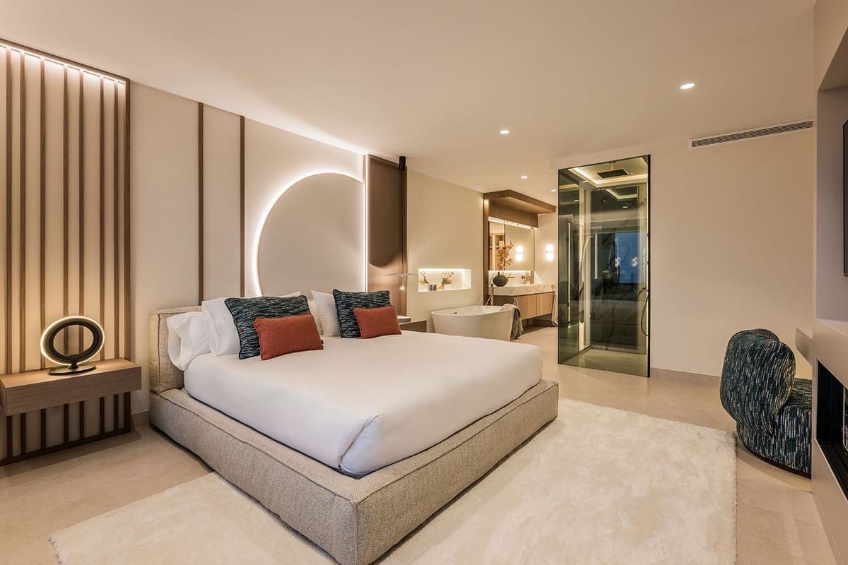 4 slaapkamer Appartement te koop in Estepona - € 3.695.000 (Ref: 9524900)