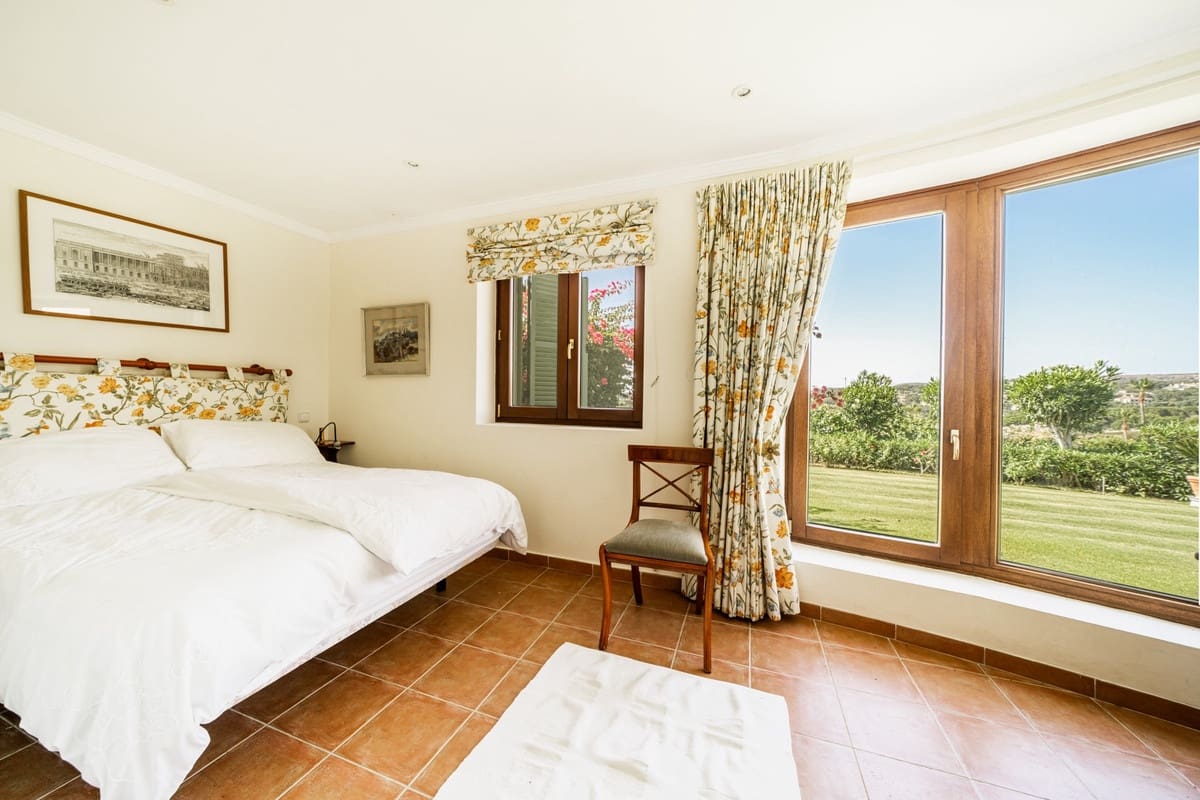 9 slaapkamer Villa te koop in Sotogrande - € 3.600.000 (Ref: 9524902)