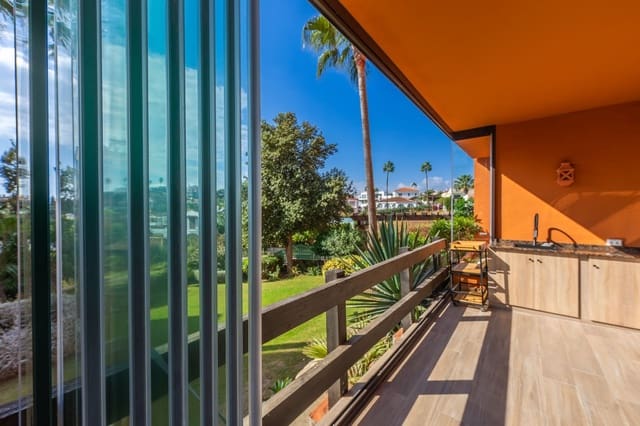 2 Zimmer Apartment zu verkaufen in Estepona mit Garage - 530.000 € (Ref: 9524903)