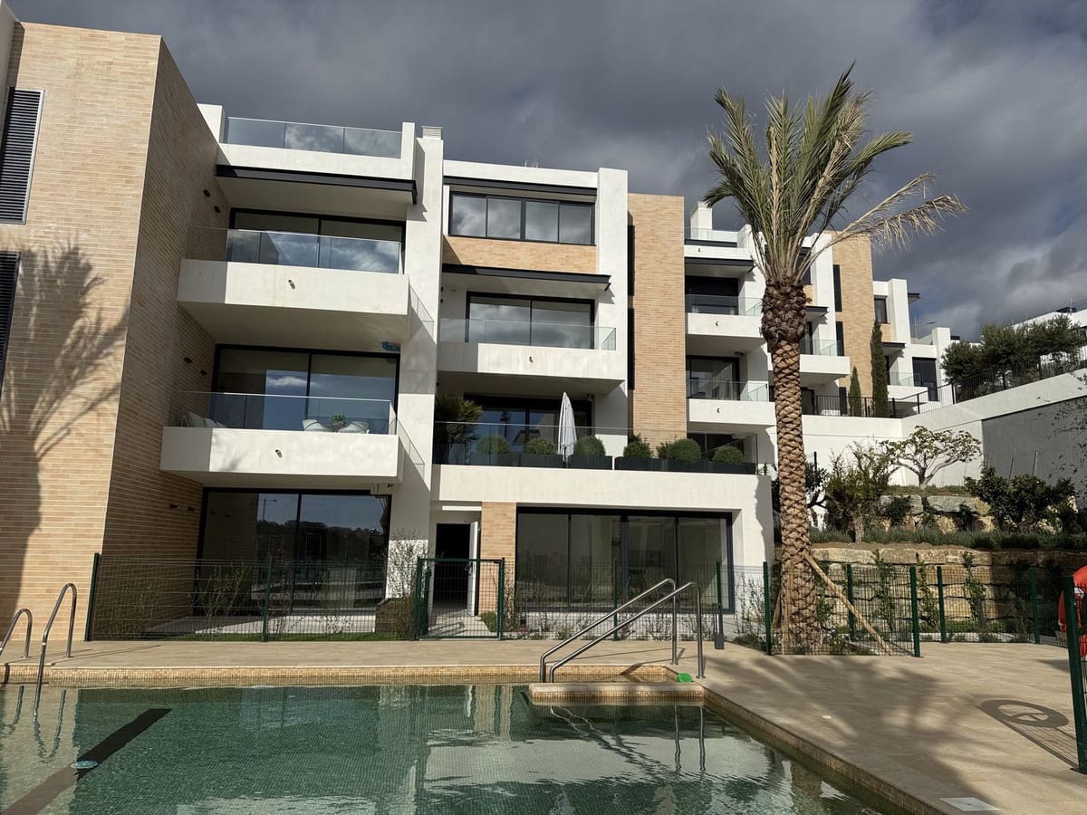 2 bedroom Apartment for sale in Estepona - € 510,000 (Ref: 9524907)