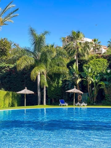 Apartamento de 2 habitaciones en Estepona en venta - 500.000 € (Ref: 9524909)