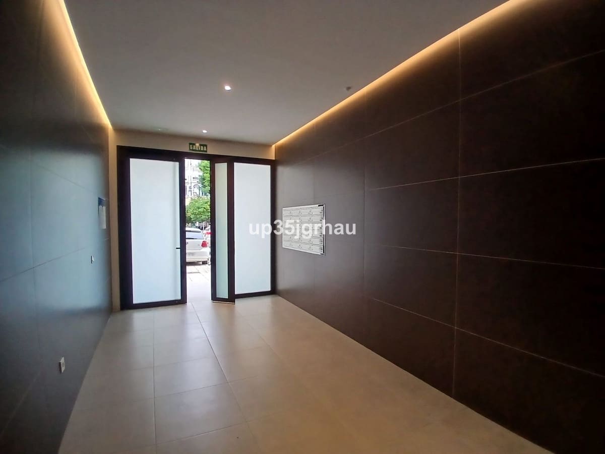 3 sovrum Lägenhet till salu i Estepona med garage - 500 000 € (Ref: 9524910)