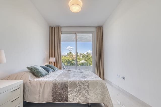 Apartamento de 3 habitaciones en Bel-Air, Estepona en venta - 480.000 € (Ref: 9524911)