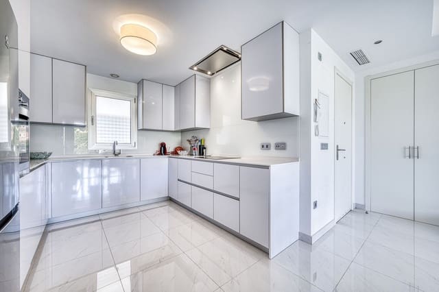3 sovrum Lägenhet till salu i Bel-Air, Estepona - 470 000 € (Ref: 9524911)
