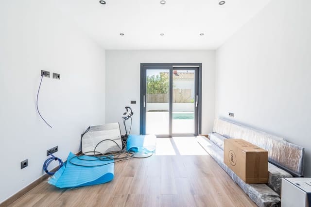 3 soverom Villa til salgs i Buenas Noches, Estepona - € 1 300 000 (Ref: 9532298)