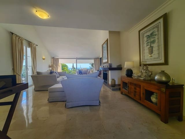 3 soveværelse Villa til salg i Estepona - € 1.200.000 (Ref: 9532299)