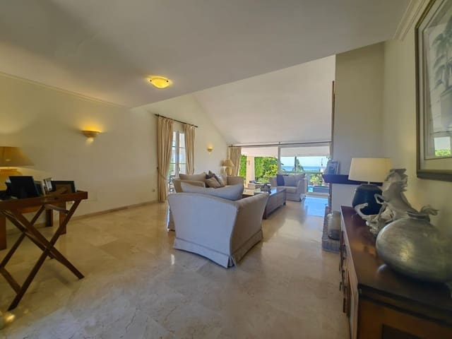 3 soveværelse Villa til salg i Estepona - € 1.200.000 (Ref: 9532299)