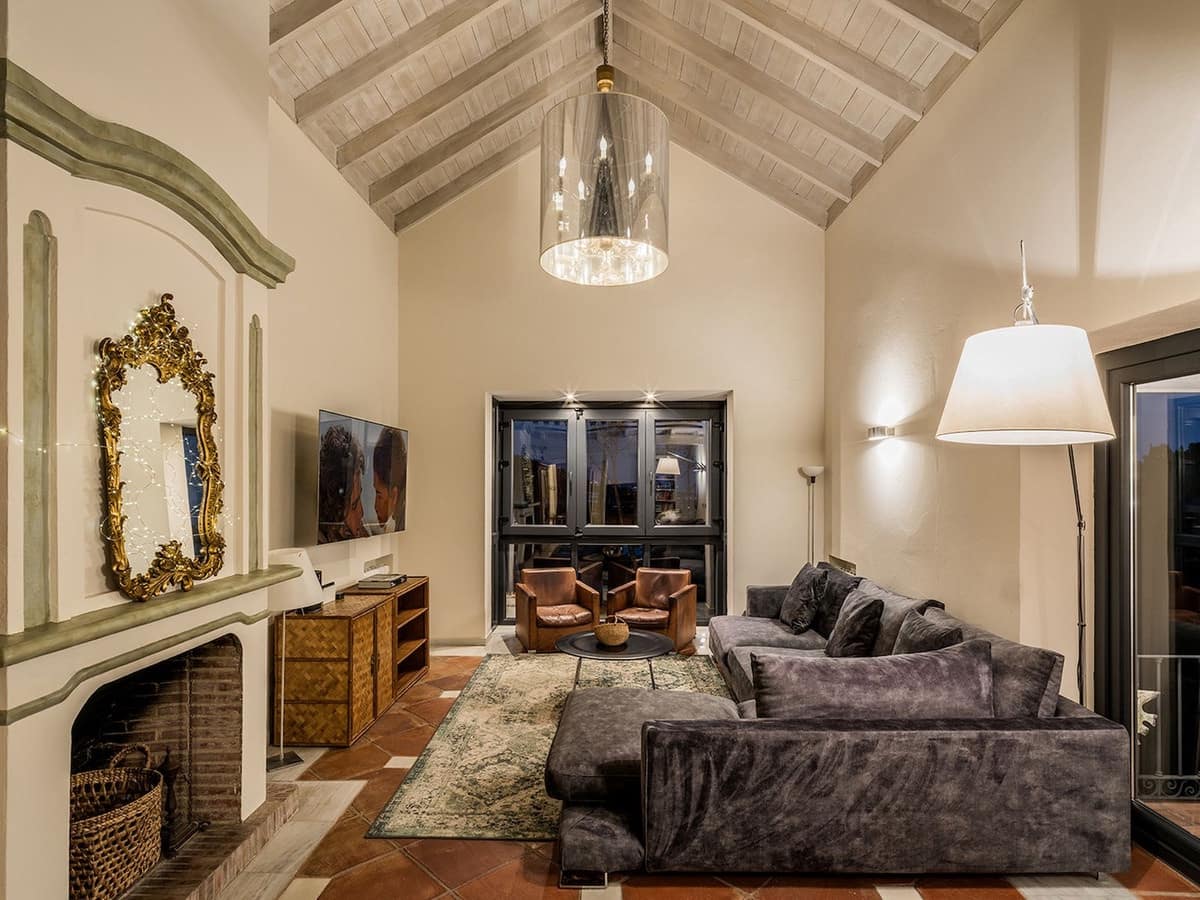 4 slaapkamer Villa te koop in El Madronal met garage - € 3.450.000 (Ref: 9544502)