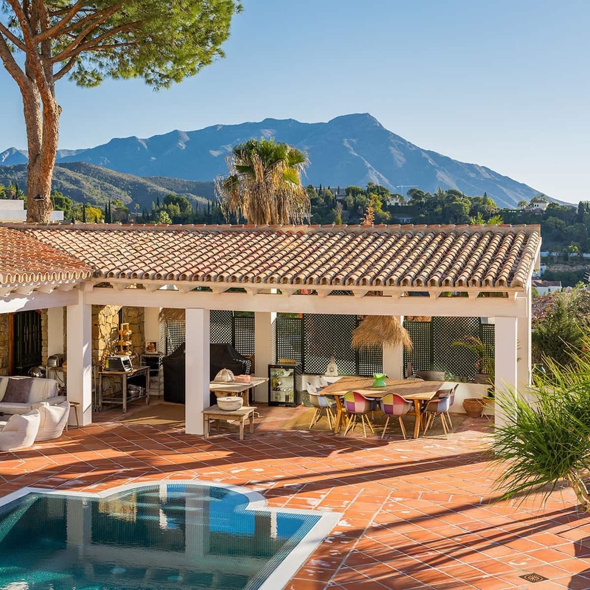 4 bedroom Villa for sale in El Madronal with garage - € 3,450,000 (Ref: 9544502)