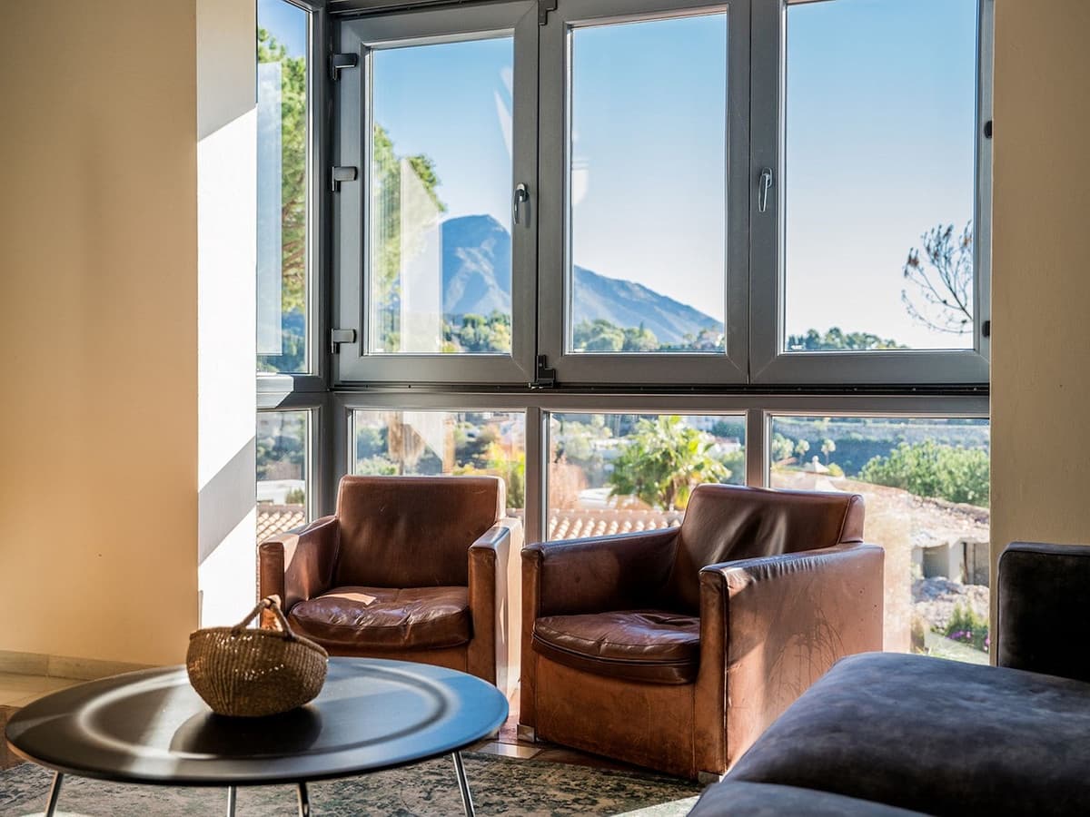 4 bedroom Villa for sale in El Madronal with garage - € 3,450,000 (Ref: 9544502)