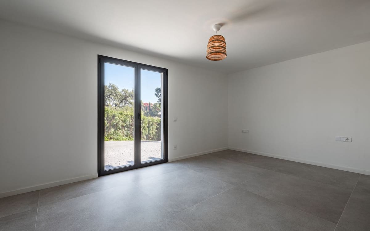 Chalet de 5 habitaciones en El Madroñal en venta - 3.985.000 € (Ref: 9544503)