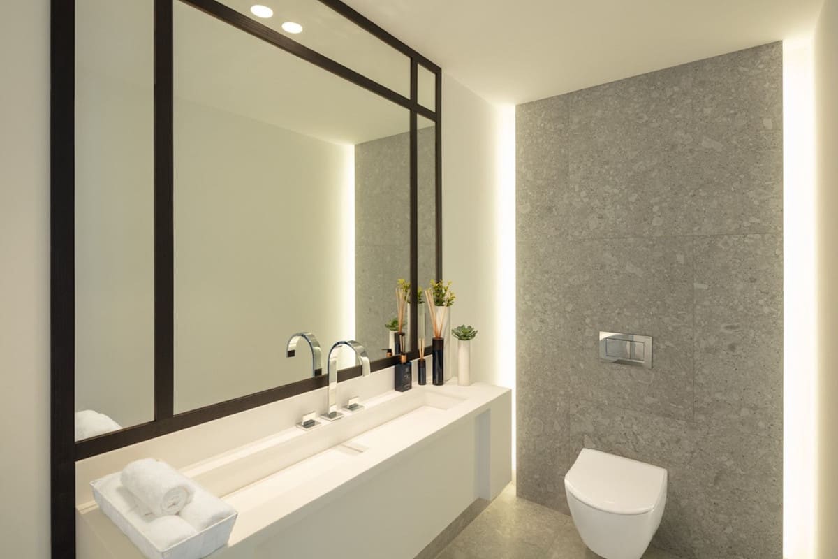 5 bedroom Villa for sale in Nueva Andalucia - € 10,950,000 (Ref: 9544504)