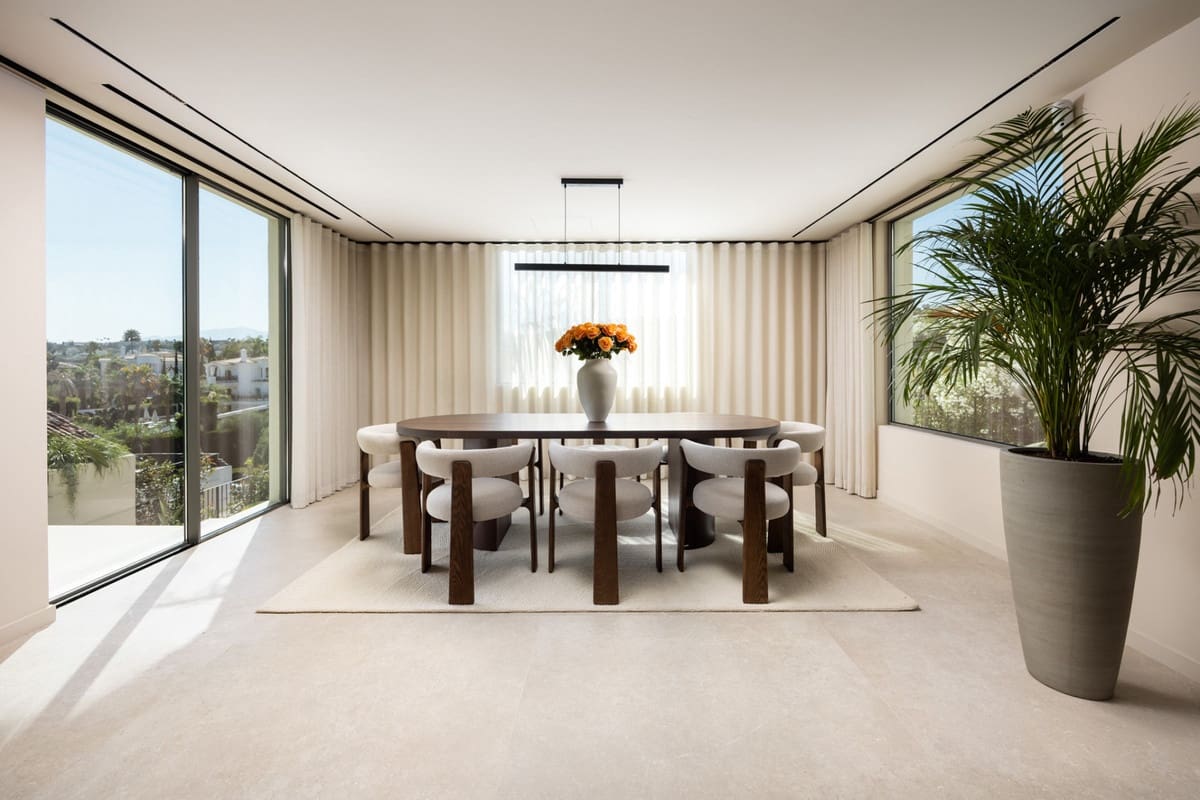 Chalet de 5 habitaciones en Nueva Andalucia en venta - 4.695.000 € (Ref: 9544507)