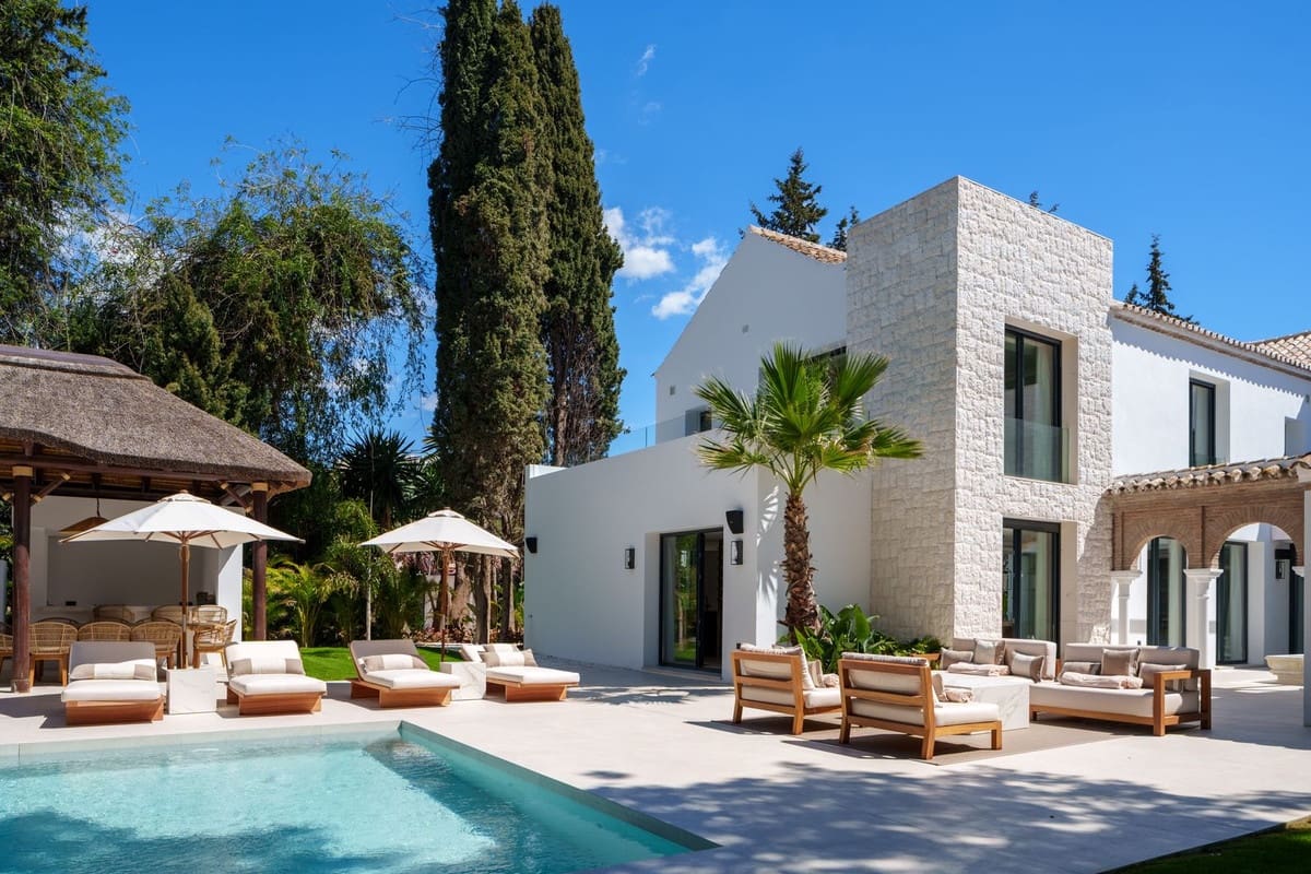 5 soverom Villa til salgs i Nueva Andalucia - € 7 800 000 (Ref: 9544509)