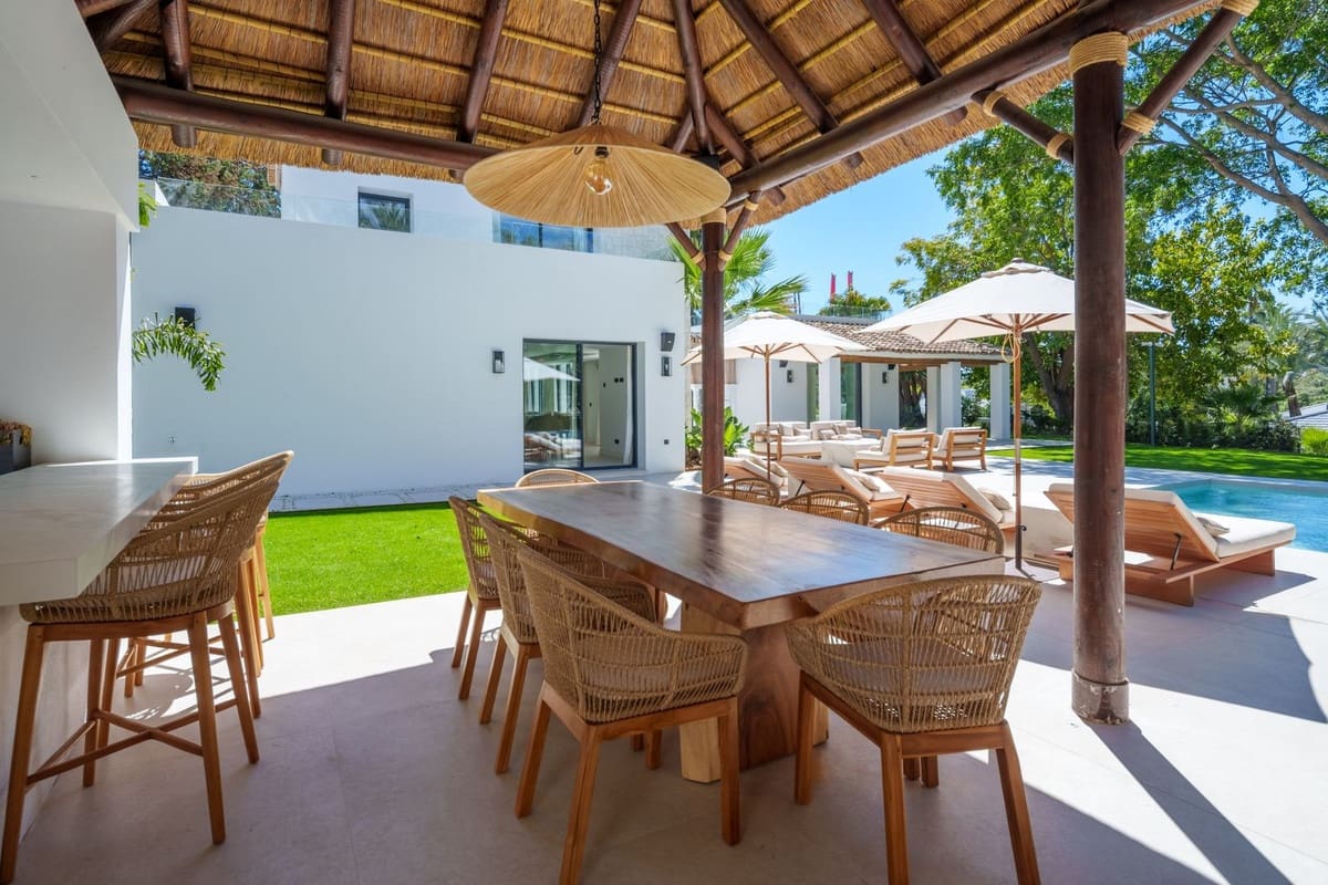 5 soverom Villa til salgs i Nueva Andalucia - € 7 800 000 (Ref: 9544509)