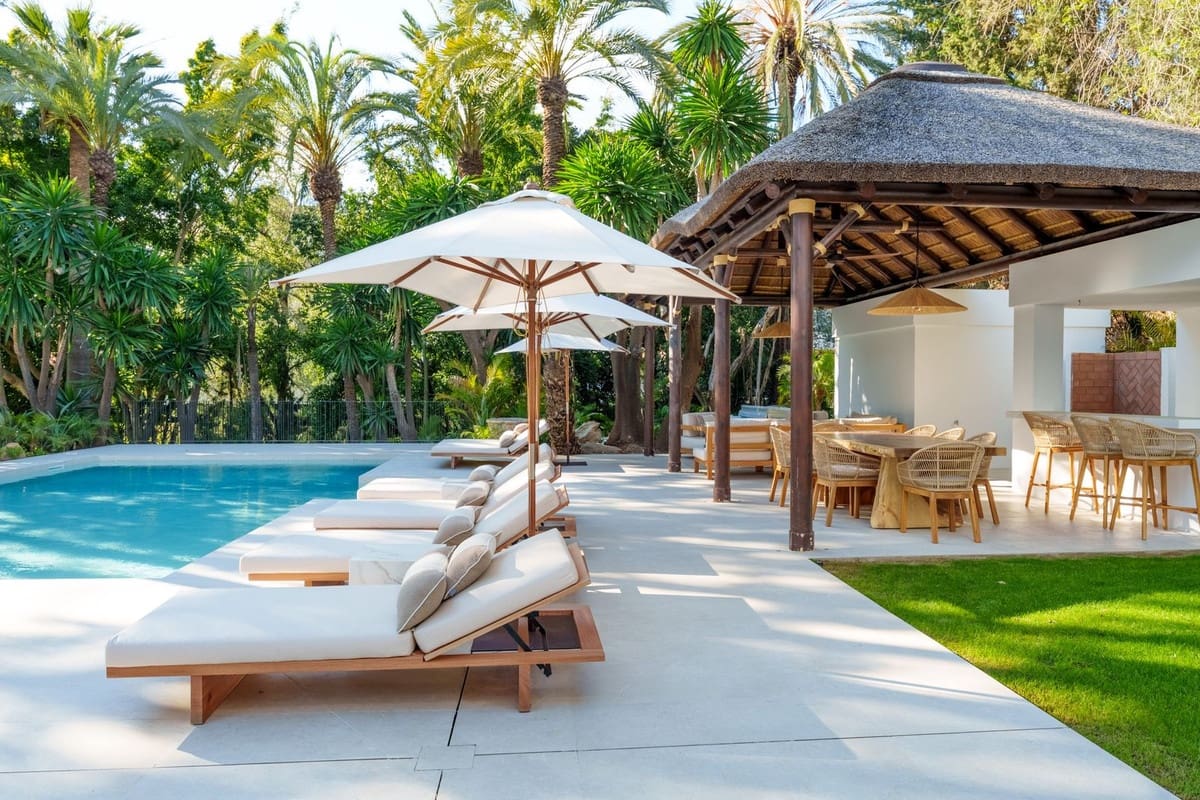 5 soverom Villa til salgs i Nueva Andalucia - € 7 800 000 (Ref: 9544509)