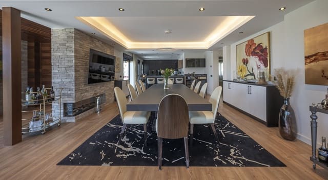 5 quarto Moradia para venda em El Rosario, Marbella - 2 590 000 € (Ref: 9544512)