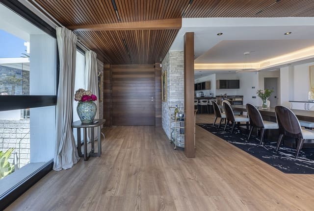 5 quarto Moradia para venda em El Rosario, Marbella - 2 590 000 € (Ref: 9544512)