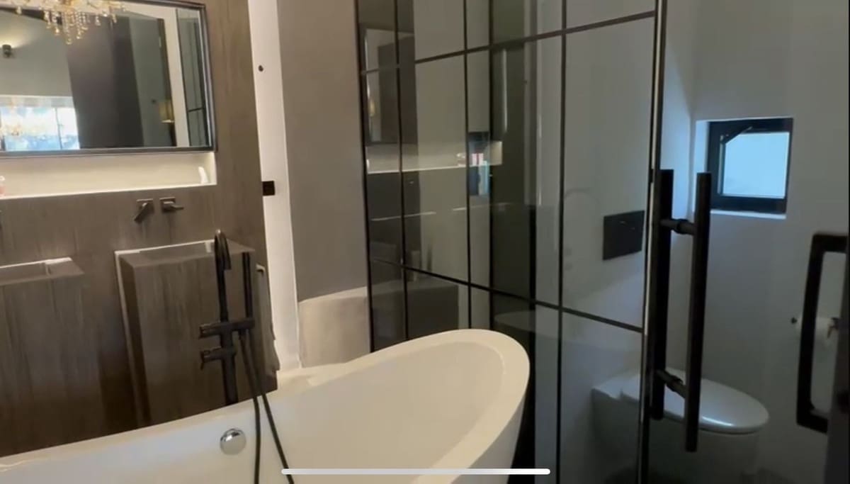 4 slaapkamer Villa te koop in Nueva Andalucia - € 1.800.000 (Ref: 9544513)